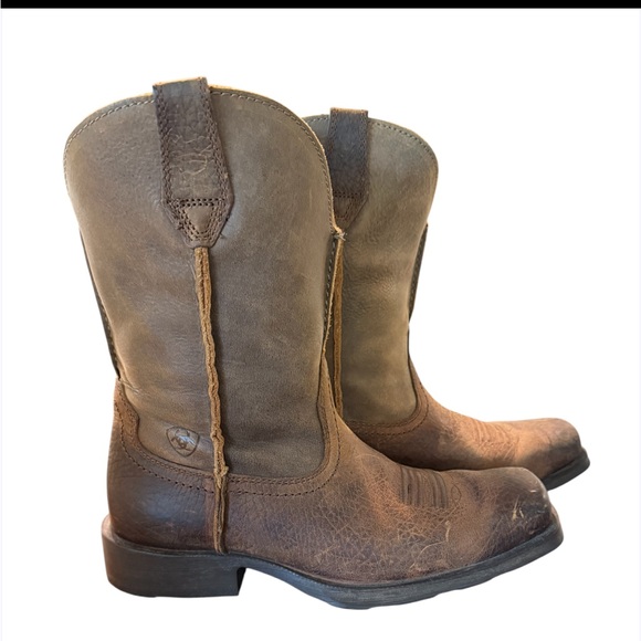 Ariat Rambler Leather Western Boots